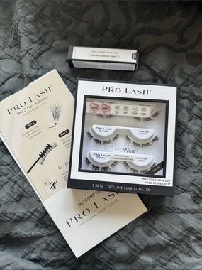 ProLash Pro Wear Volume Luxe XL No. 12 Eyelash Sets and Pro Lock Adhesive . New.